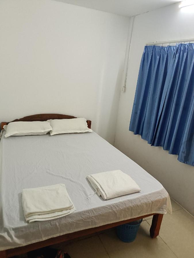 Good Luck Hostel Phnom Penh Exteriör bild