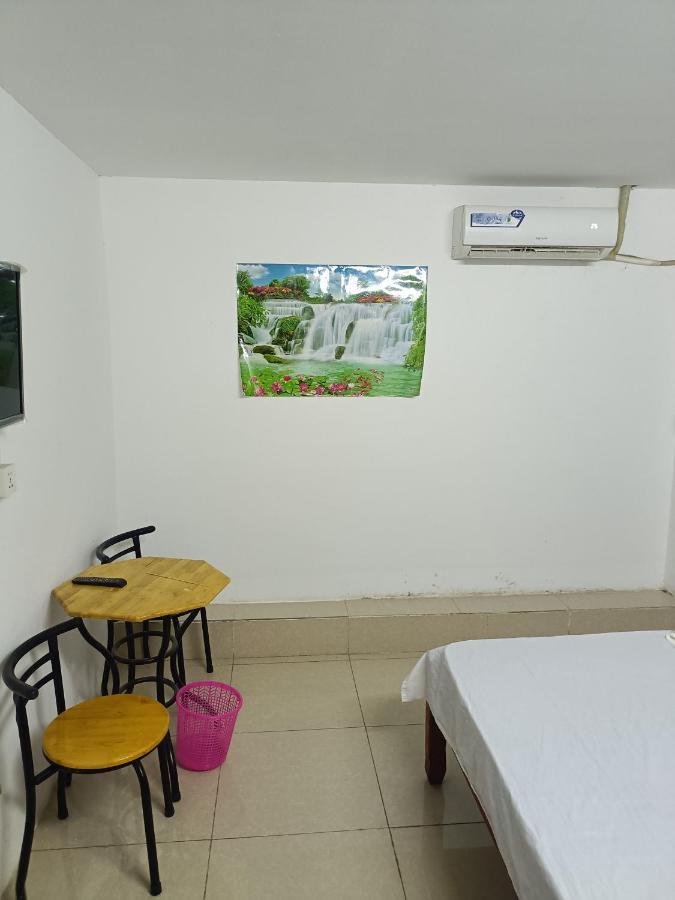 Good Luck Hostel Phnom Penh Exteriör bild